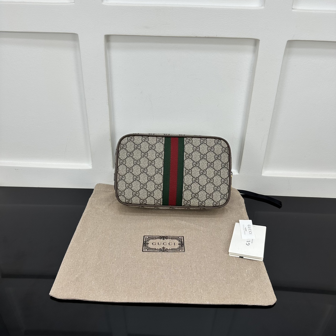 Gucci Clutch Bags